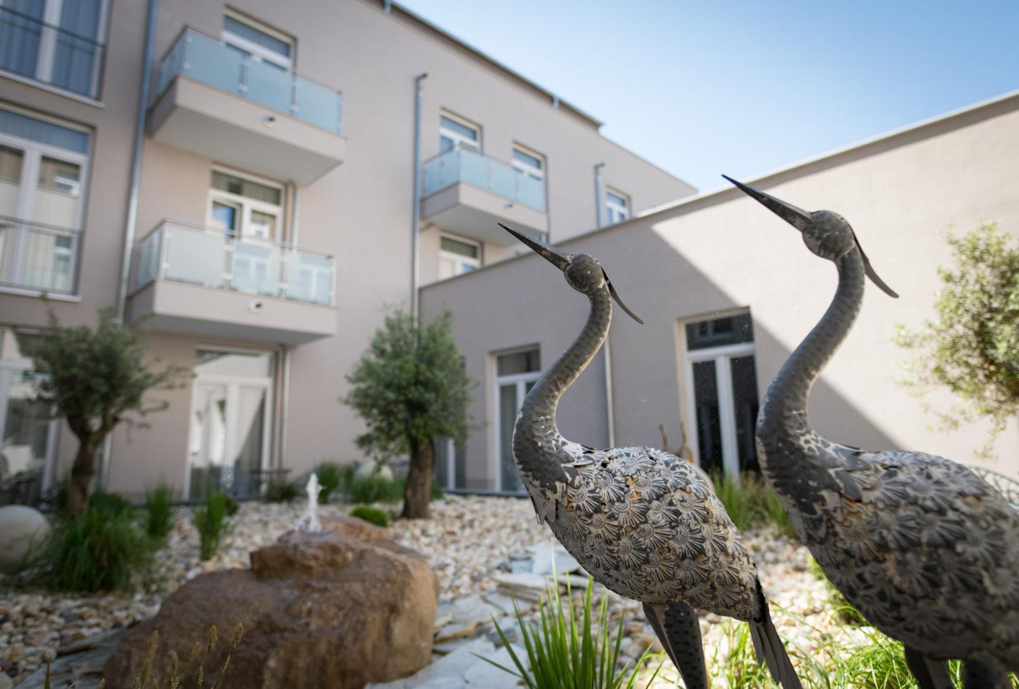 Atrium Apart Hotel Bruehl Exterior foto